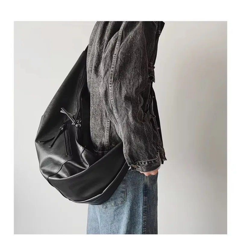 Stylish Black Dumpling Shoulder Bag Men's Cross Bag