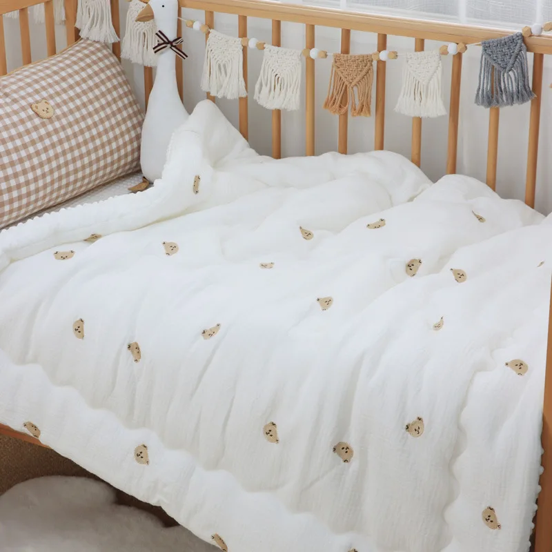 Winter Thick Embroidered Bear Tiger Muslin Cotton Baby Duvet Soft Newborn Thermal Comforter Infant Baby Crib Blanket with filler