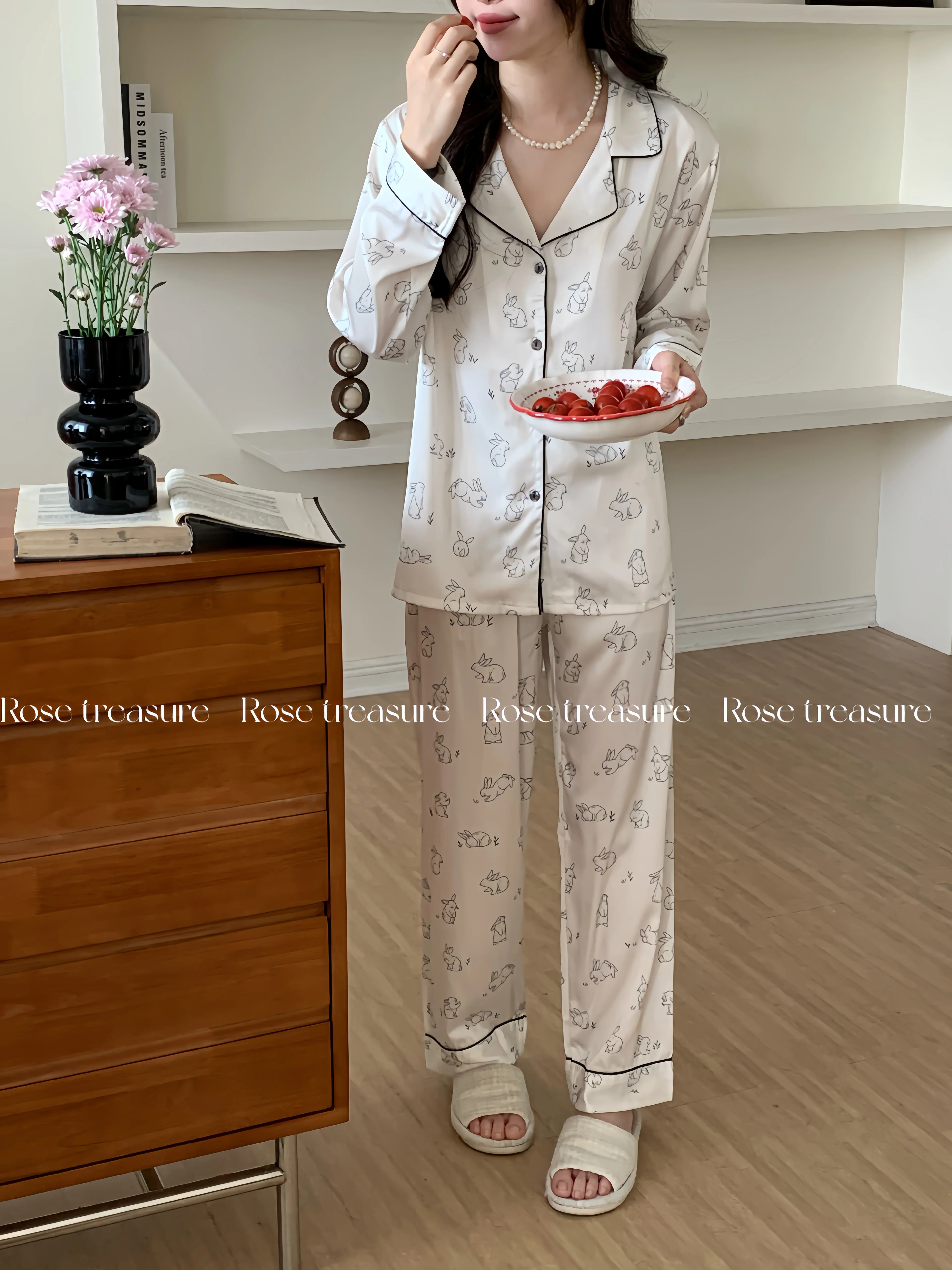Japanese Original Ins Puppy Printing Long-sleeved Ice Silk High-end Pajamas Are Comfortable Soft Cool Breathable Loungewear Set