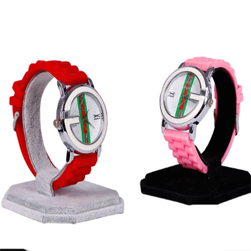 Watch Display Stand Fashionable C-Shaped Watch Display Jewelry Display Stand Elegant Suede Watch Stand For Decoration Store
