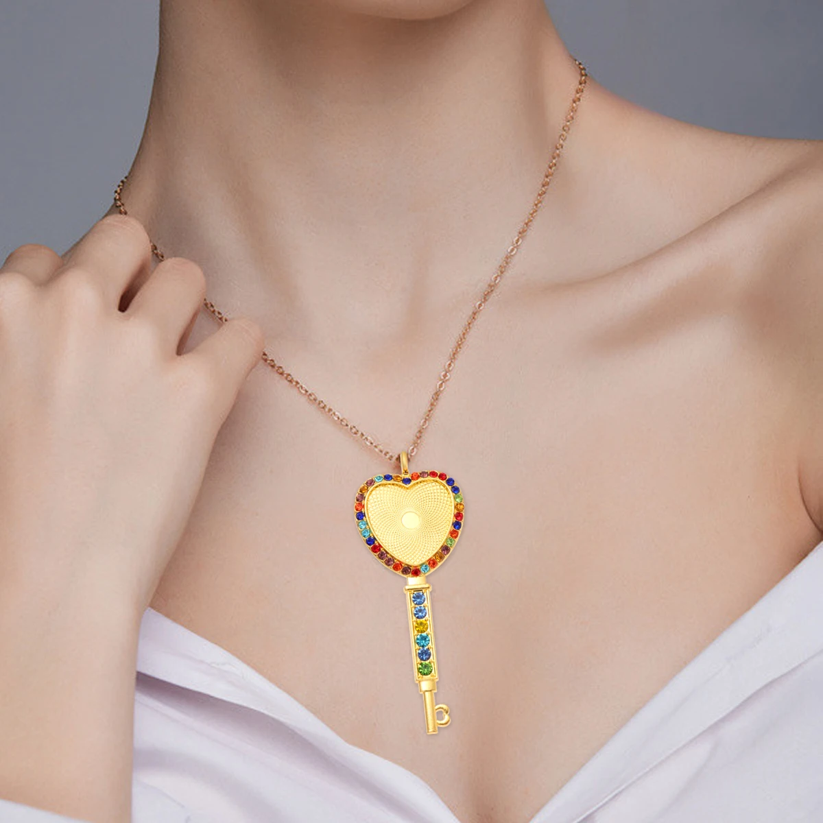 

10pcs Heart Shaped Lovers Diamond Alloy Pendant Charms DIY Fashion Jewelry Accessories Elegant Necklace Women Gifts
