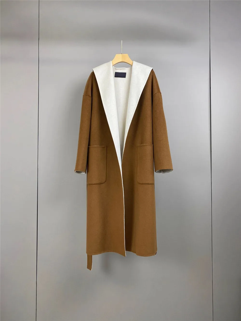 

Women's 25 Autumn/Winter New Hooded Pure Cashmere Contrasting Belt Double Pocket Cardigan Coat Jacket