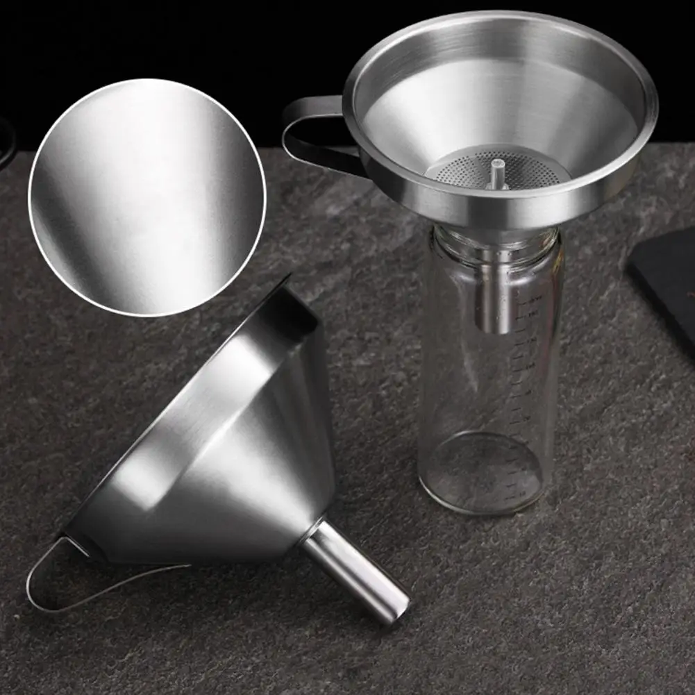 

Stainless Steel Filter Funnel 11/13/15cm Liquid Funnels Food-Grade Metal Filling Funnels High Heat Resistant Kitchen Funnel