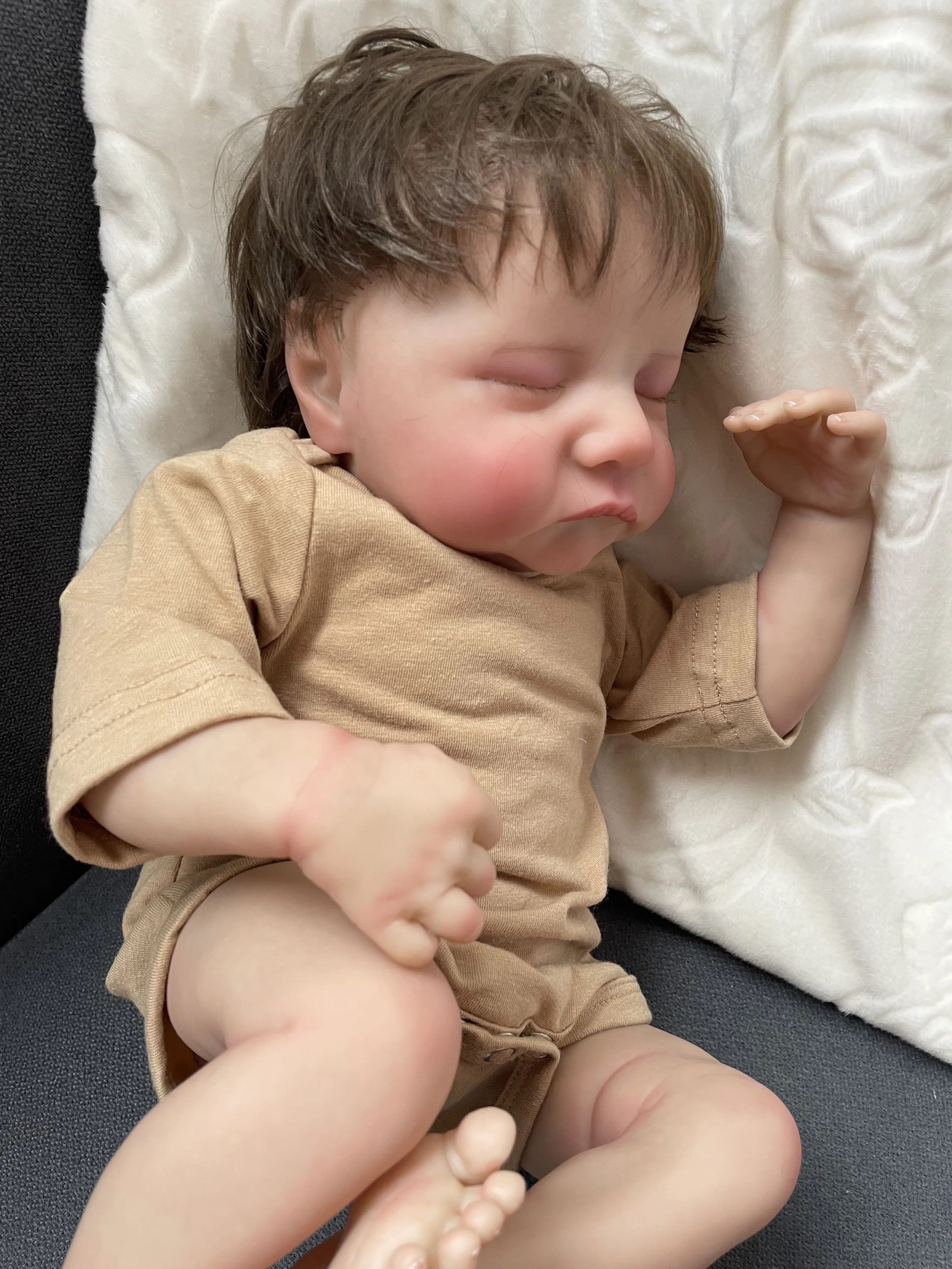 19인치 리바이스 리본 베베 두 가지 버전 소프트 바디 및 풀 바디 실리콘 고품질 수제 조립 인형 소녀용 장난감