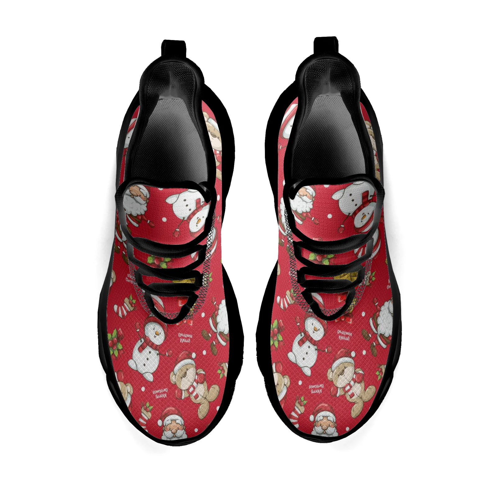 Las zapatillas informales con estampado de osos navideños funcionan con una parte superior de malla liviana y son adecuadas tanto para hombres como para mujeres.