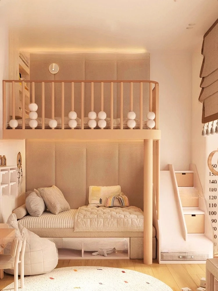 Kamar anak perempuan yang kreatif dengan tempat tidur setengah tinggi, rumah bermain bayi dengan seluncuran