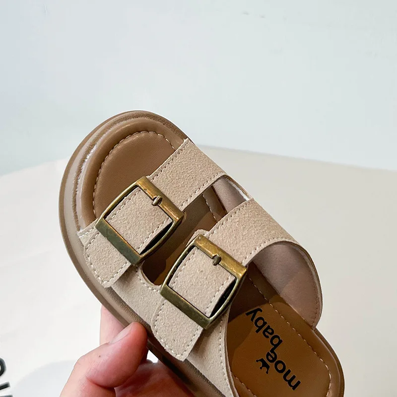 Girls\' Slippers 2023 Summer New Retro Beach Shoes Soft Sole Outer Wear Fashion