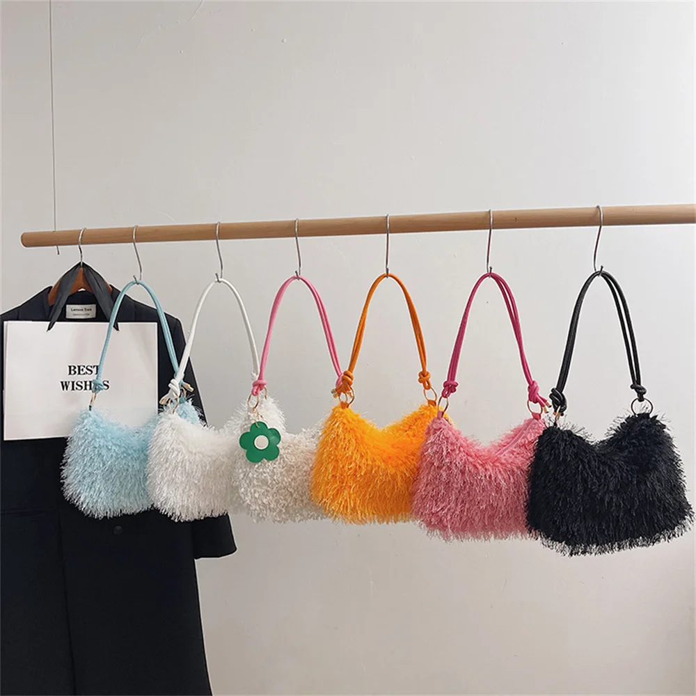 

Fluffy Shoulder Tote Bag For Women Furry Plush Handbag Cute Pure For Girls Winter And Autumn Dating Bag