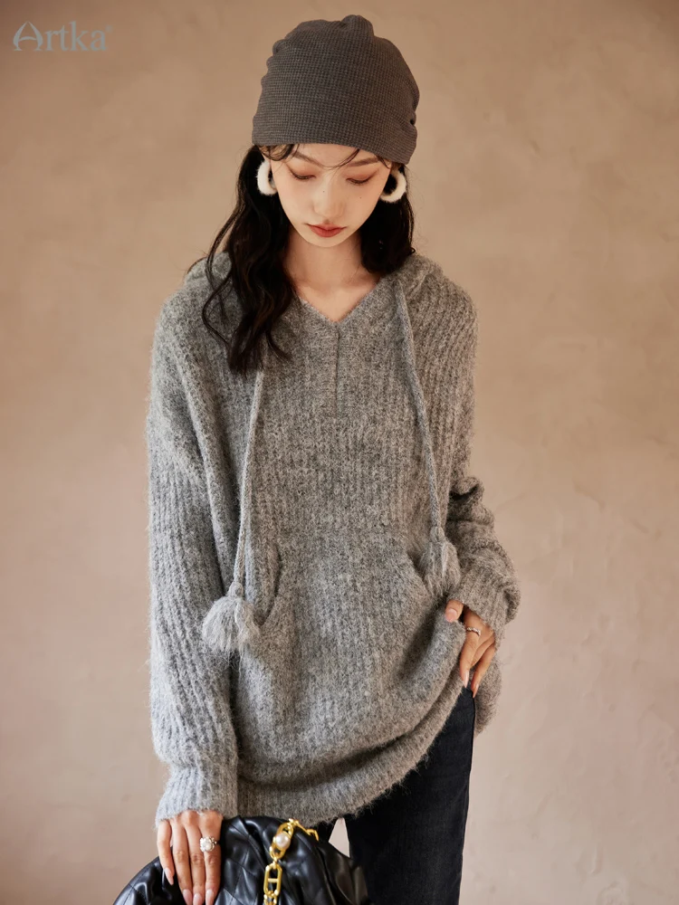 ARTKA 2022 Winter New Women Sweater Fashion Loose Wool Knitted Sweaters Hooded Long Sleeve Thicken Midi Knitwear Female YB92328Q