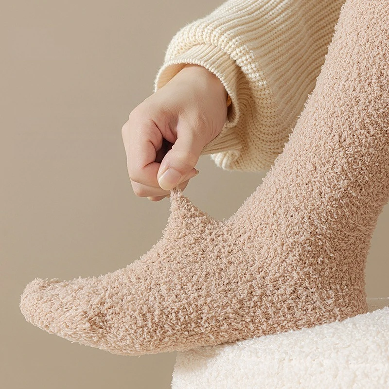 3 Pairs Women's Winter Fleece-Lined Thickened Warm Calf Stockings Couple Sleep Fleece Thigh Highs Socks Ladies Fluffy Socks 2025