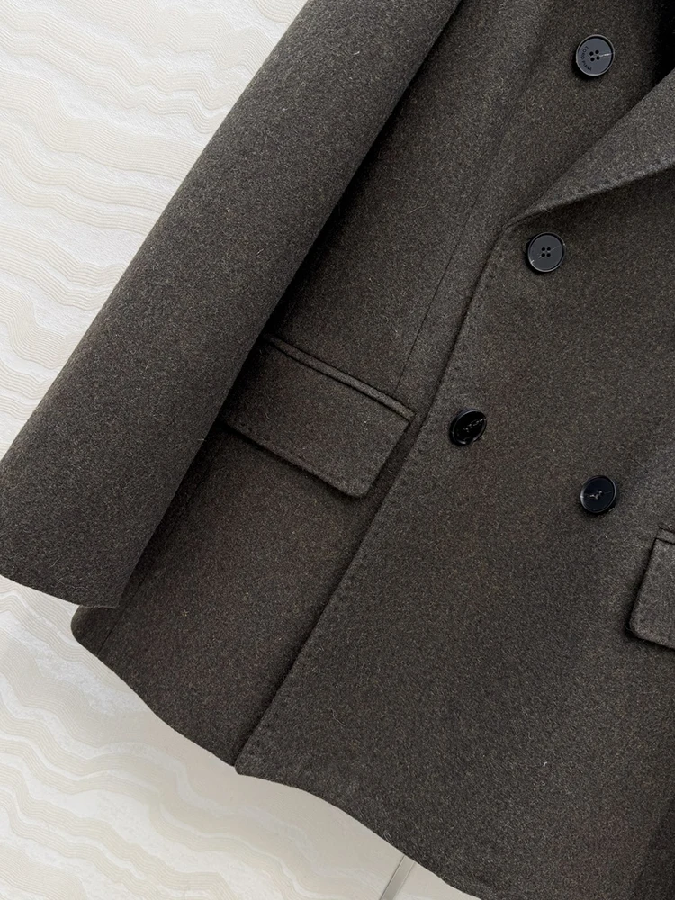 خريف شتاء 2025 نمط جديد ريترو ستايل صف مزدوج مشبك الكشمير البدلة امرأة موضة رمادي الدفء البدلة #5