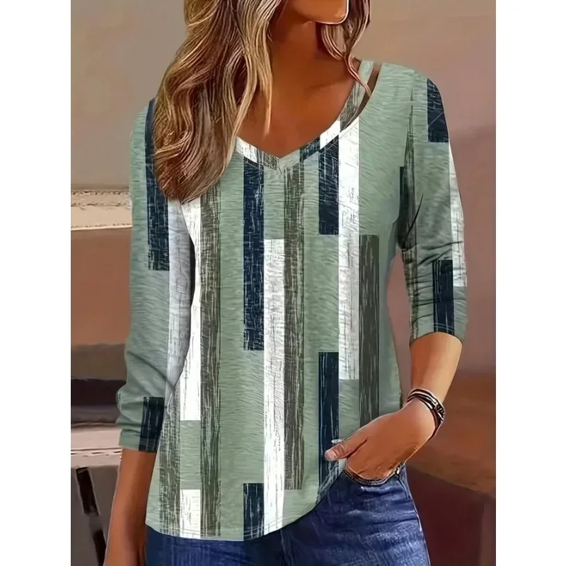 

Plus Size 1XL-5XL Women's New Fashion V-neck T-shirt LAdies Striped Printed Casual Comfortable Versatile Long Sleeved T-shirt
