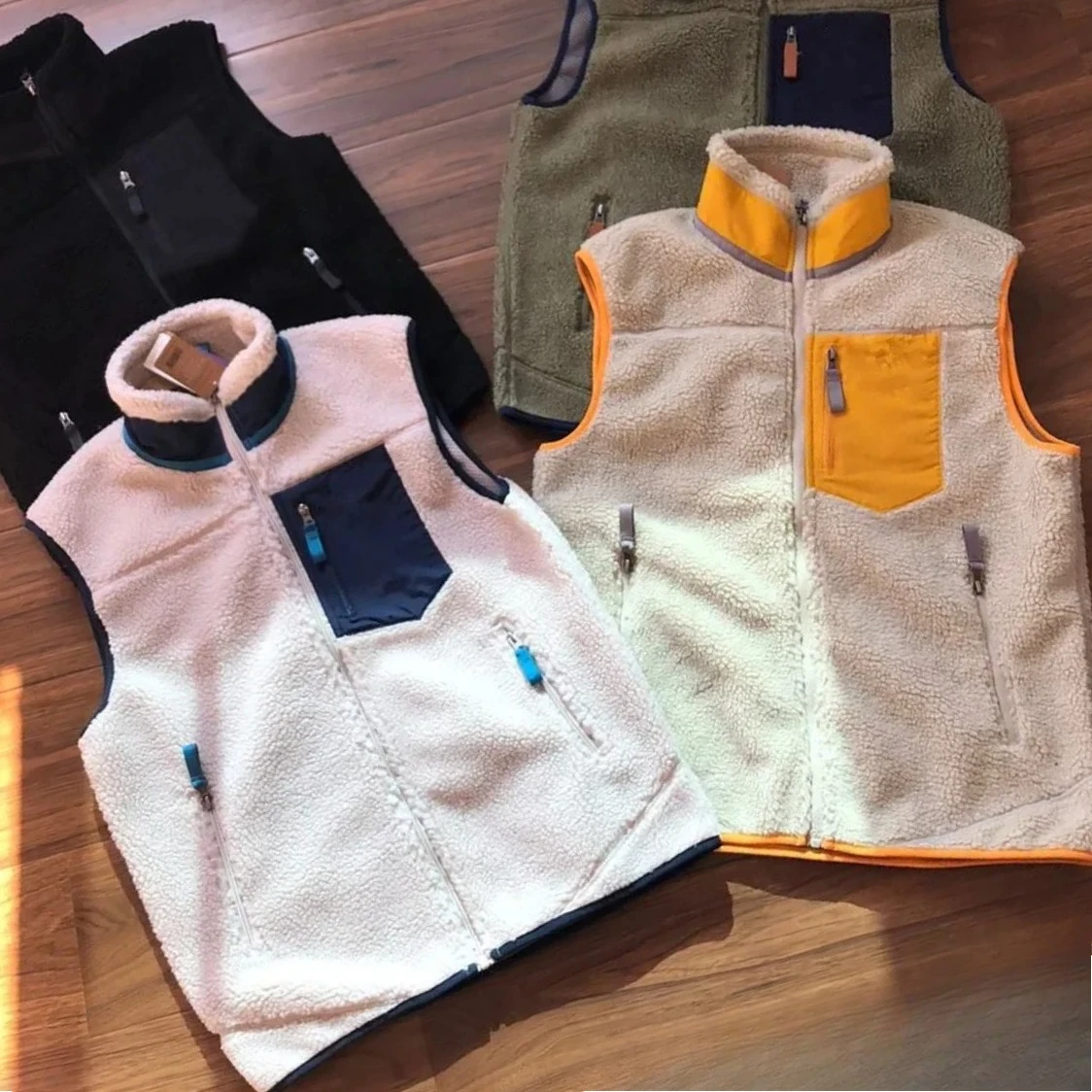 Vintage Fleece Stand Collar Warm Lambskin Vest for Men Sleeveless Unisex Autumn Winter Sports Jackets Outdoor Wear Men Jacket