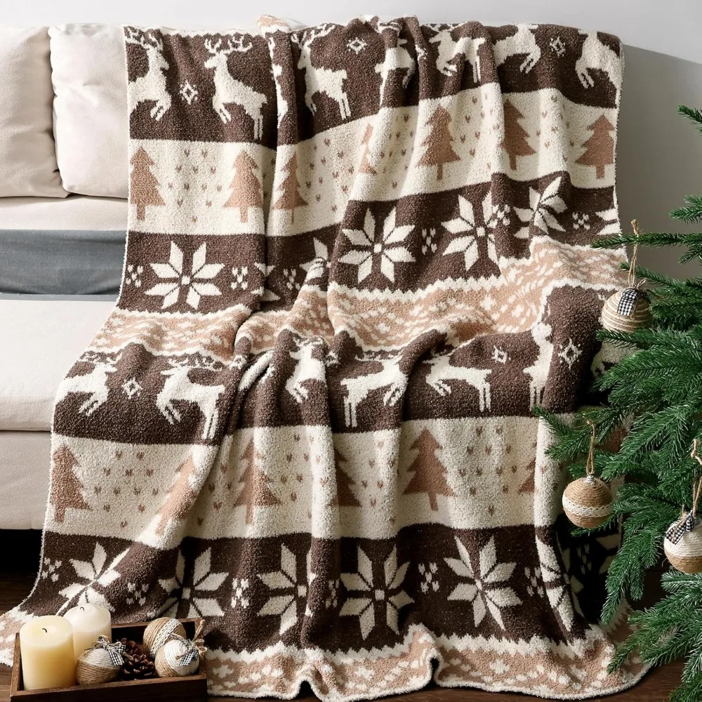 

Cozy Brown Deer and Snowflake Christmas Fleece Blanket, Plush and Warm Throw for Bed, Ideal Winter Comfort