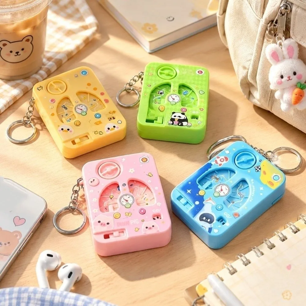 Key Ring Decision Maker Game Console Keychain Entertainment Funny Fingertip Game Pendant Cartoon Mini Rotating Key