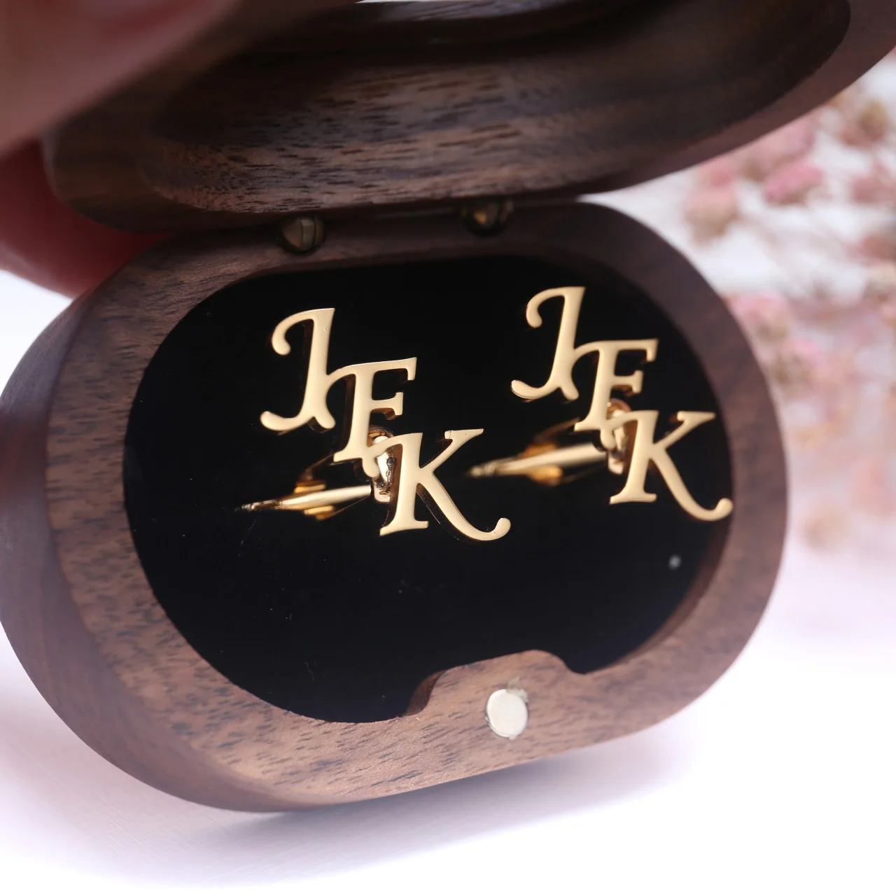 Thumbnail 3 - #5 Newest Cufflinks