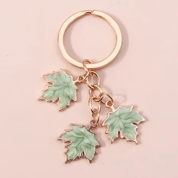 Neue Mode Maple Leaf Keychain Emaille Schlüssel Ringe für Frauen Männer Handtasche Anhänger DIY Schmuck Handwerk Zubehör