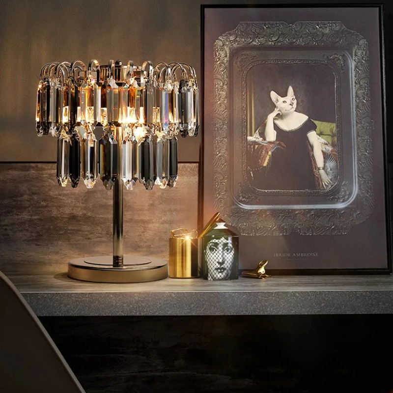 الفرنسية الحديد قاعدة الجدول مصباح طبقة مزدوجة البيضاوي كريستال عاكس الضوء غرفة نوم السرير مطعم غرفة المعيشة جو LED مكتب الخفيفة