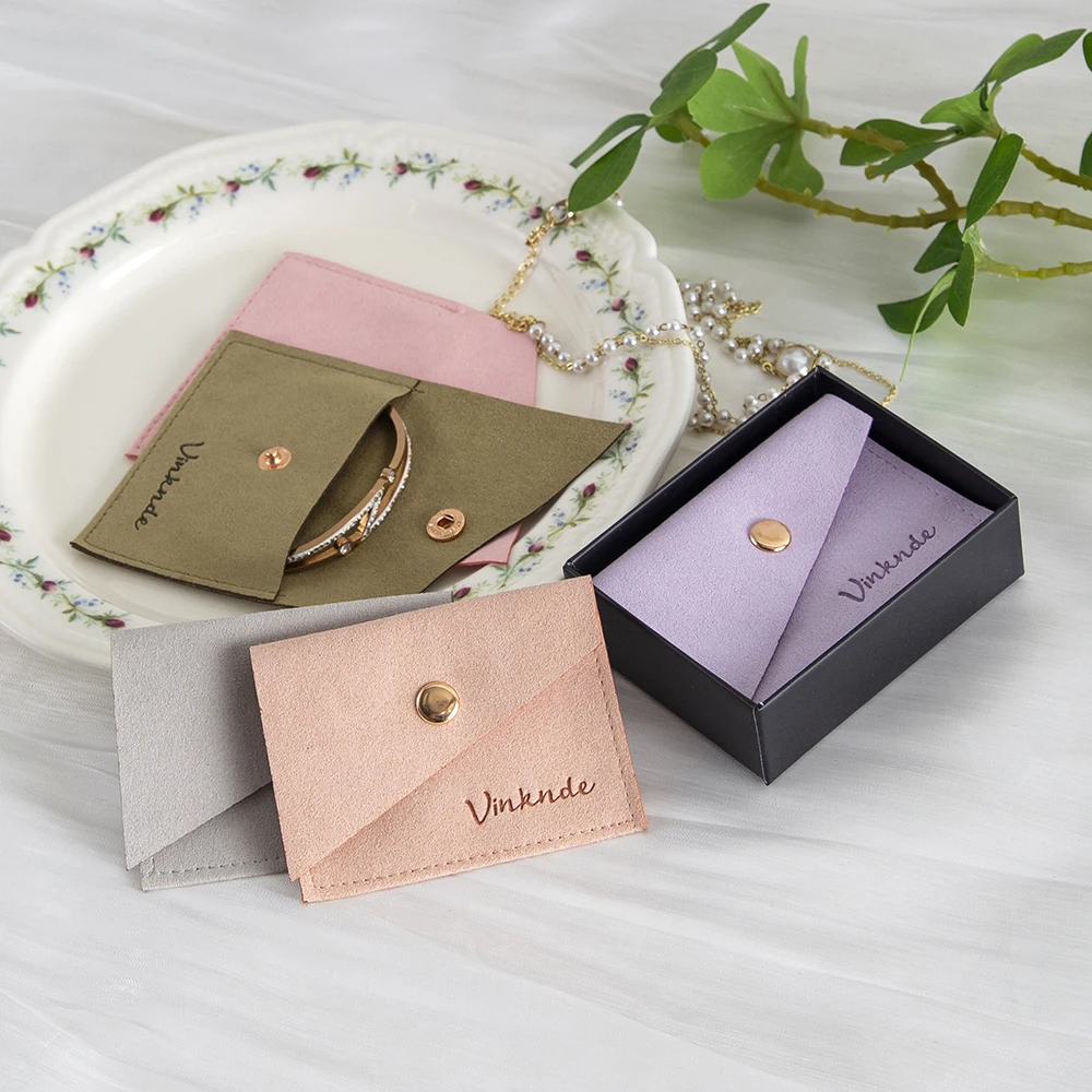 

50 шт., бархатная кнопка из микрофибры, индивидуальный логотип, сумка 8x6 см, сумка для хранения колец, сережек, ожерелья, кулона, органайзер для свадебных подарков