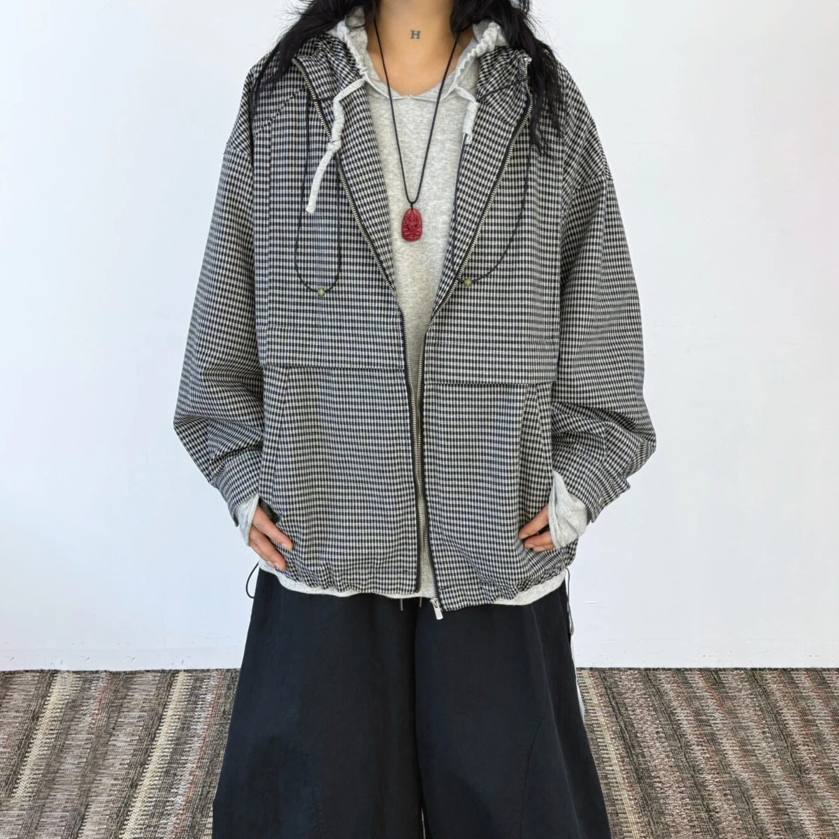 KWTX 2025 سترة منقوشة للنساء كتلة الألوان الوقوف طوق سستة جيوب خمر شيك فاخر ربيع الخريف معطف غير رسمي العد