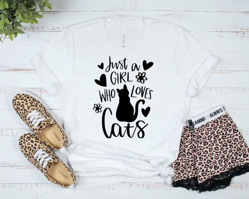 A Girl Who Loves Cats Lover Animal Silhouette Hand-lettered Quotes Girl Shirt Gift Short Sleeve Top Tees O Neck 100% cctton y2k