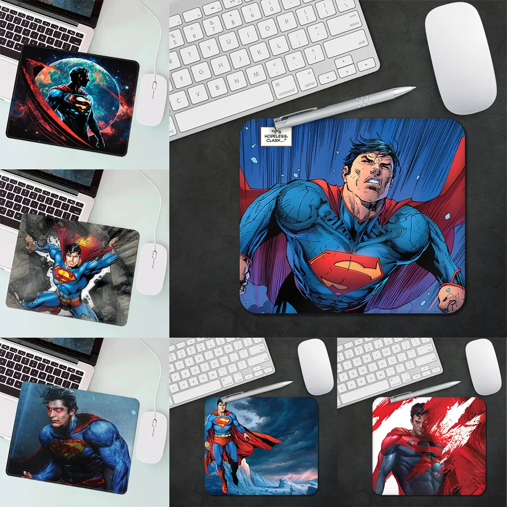 Cartoon S-SupermanS Logo Gaming Mouse Pad XS Small Mousepad For PC Gamer Desktop Decoration Office Mouse Mat Deskmat Rug