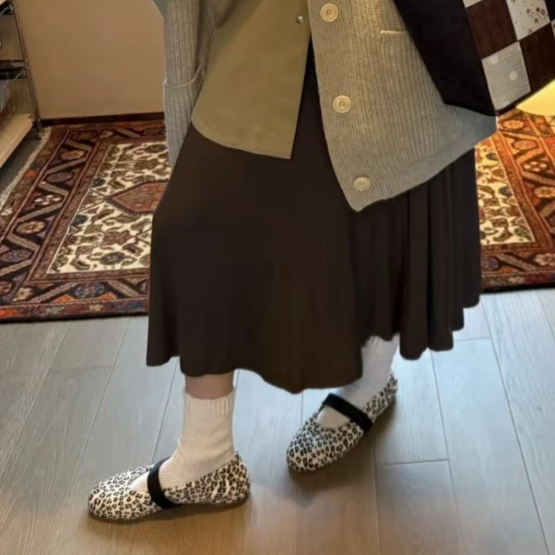 Ballerine di design di lusso Donna Moda Leopardo Peluche Design Caldo Mary Jane Scarpe da donna Elegante abito da festa Décolleté con tacco basso