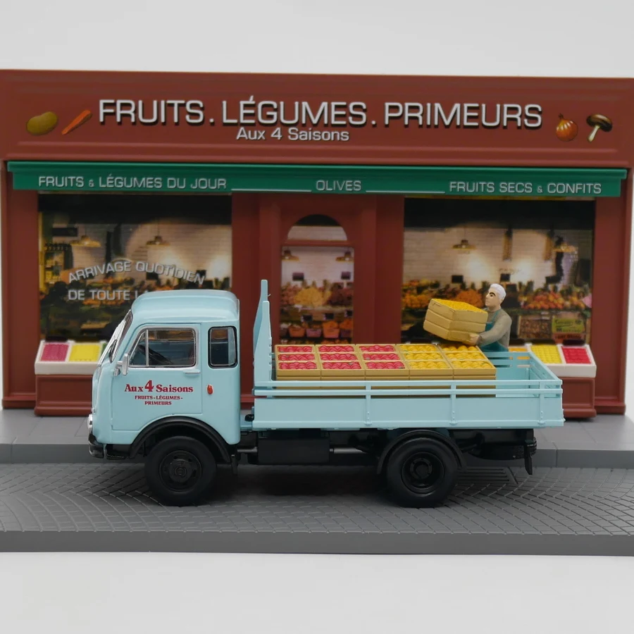 Diecast Ixo Scala 1:43 Unic 20C Furukawa Piccolo Camion Scena di Consegna della Frutta Veicolo Negozio di Frutta Tavolo di Sabbia Modello Giocattolo Auto in Lega