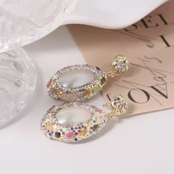 Natural Horse Shell Beads Inlaid with Zircon Earrings for Women Korean Classic Vintage Fashion Jewelry Stud EarringsGE1505