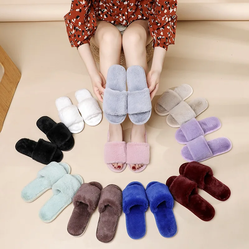 Chinelos macios e felpudos, de cor lisa, estilo «fairy», para mulher. Chinelos de outono, com biqueira aberta, ideais para usar em ambientes internos com ar condicionado e também ao ar livre.