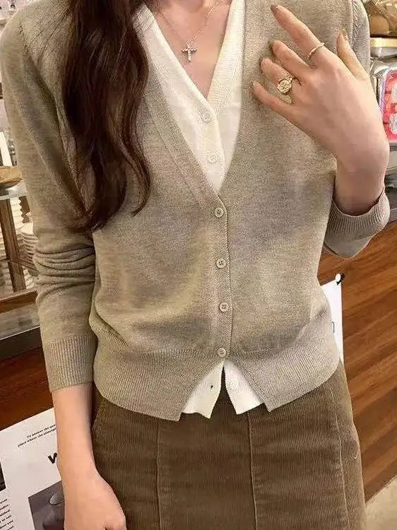 Korean Style V-Neck Knitted Open Cardigan Sweater Women's Color Block Loose Manner Outerwear Top Breathable Soft Fabric Long ...