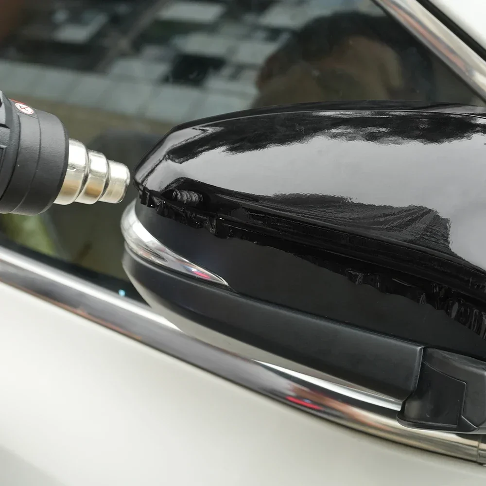 Hochwertige, glänzende, hellschwarze, selbstklebende Vinyl-Autoverpackungsfolie, Fahrzeugaufkleber auf Papierbasis, Paket auf Auto-Dekorfolie, luftblasenfrei – Detail 11