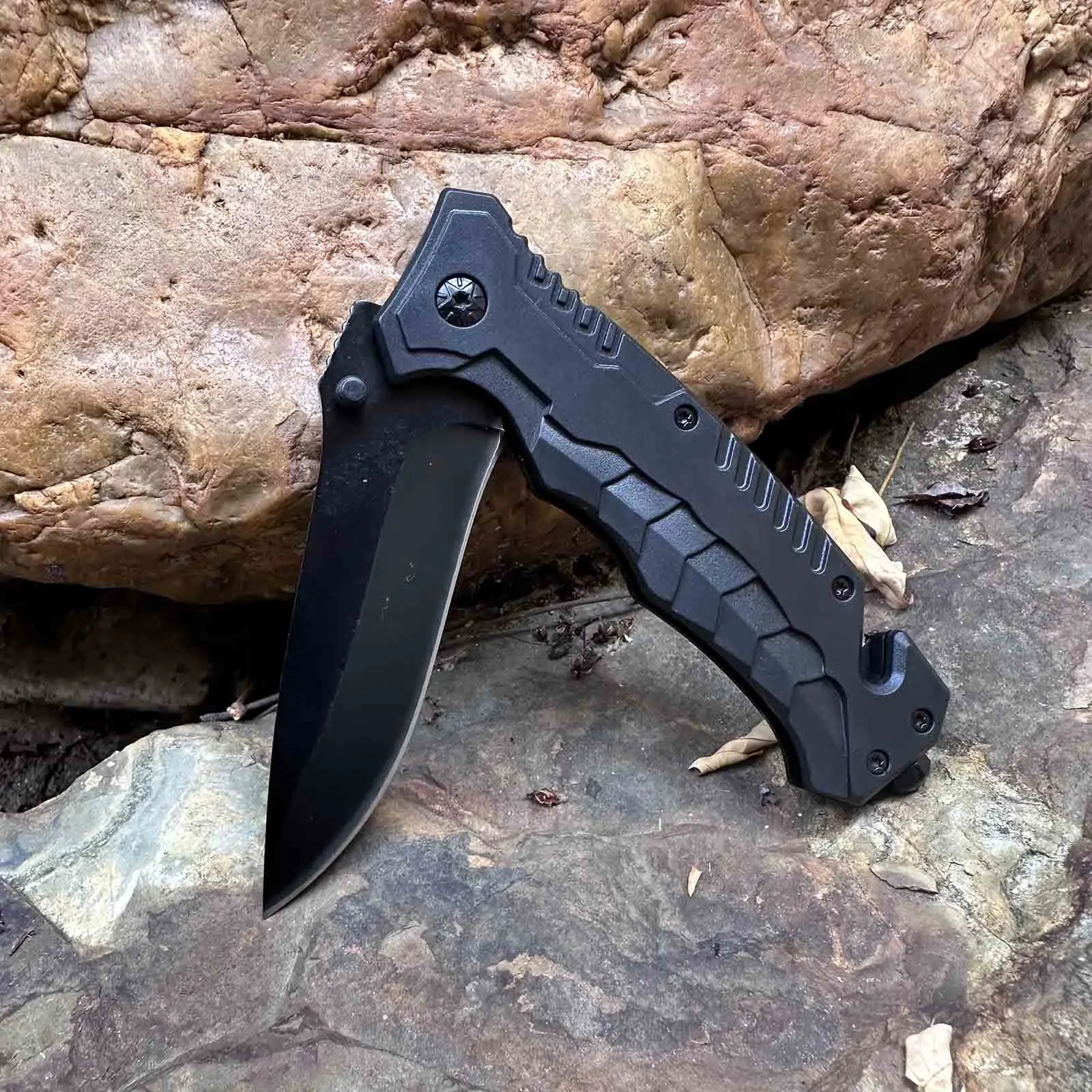 Folding Tactical Black Aluminum Handle Sharp Blade Pocket Knife , Good for Outdoor, Survival, Hunting and Camping