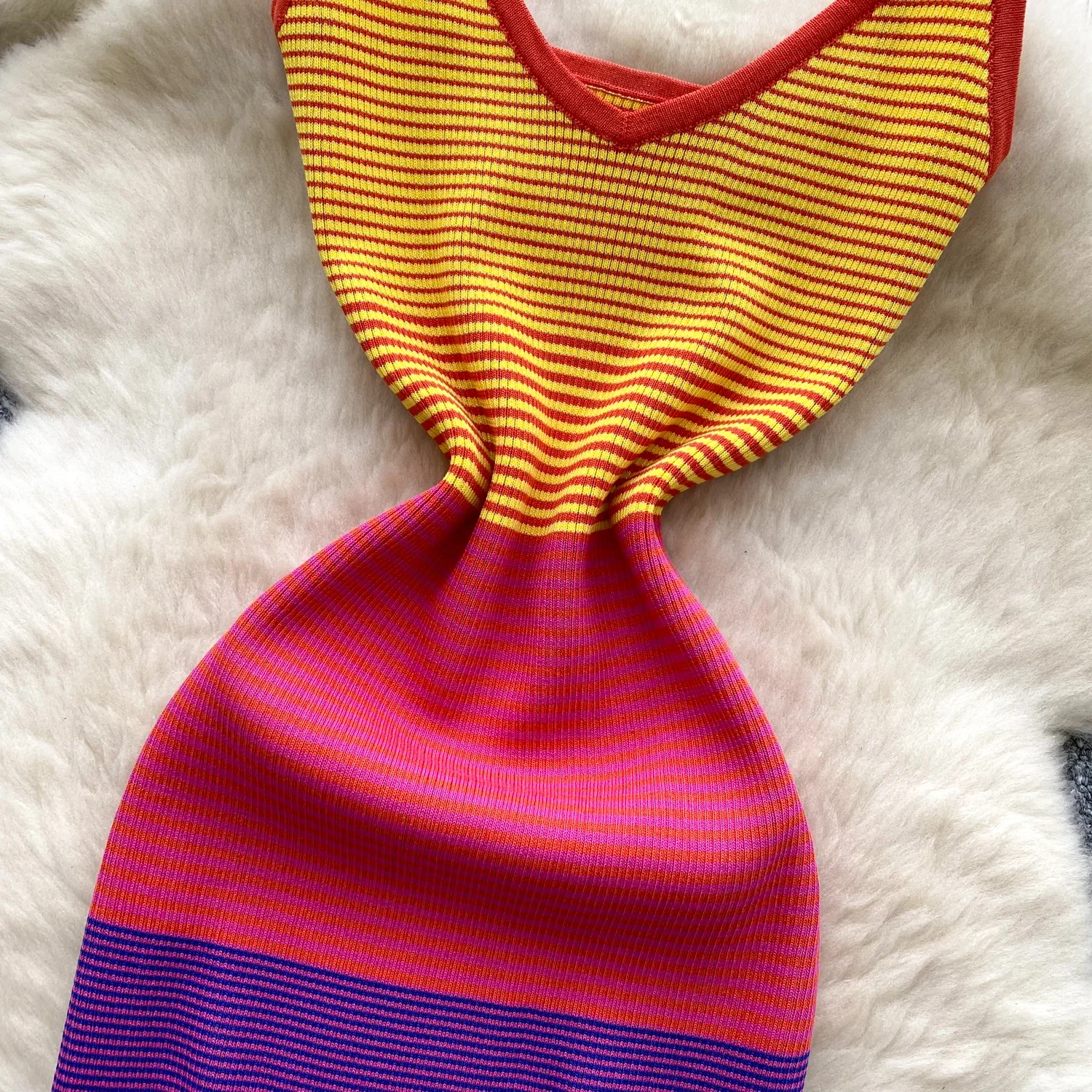 ใหม่ถัก Beachwear หญิง V คอยืดหยุ่น Sheath เซ็กซี่ Sundress ลายวันหยุดชุดเข้ารูปผ้าสําหรับผู้หญิง