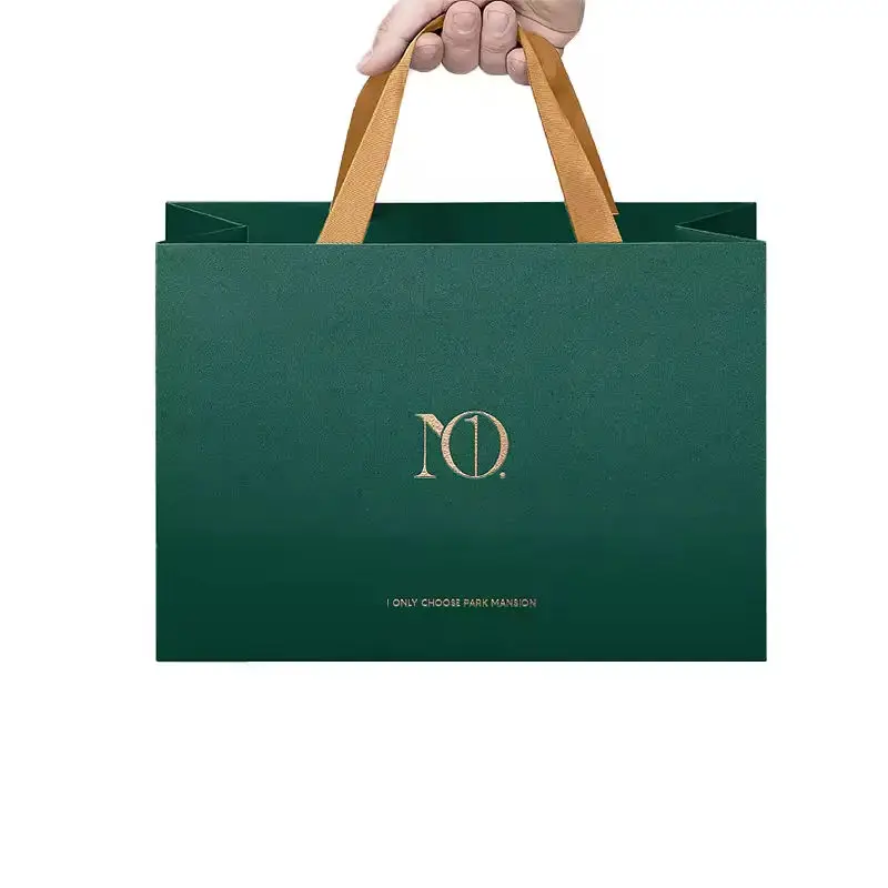 Custom Printing White Cardboard Portable Luxury Small Gift Paper Bag Handbag Customized Corporate Logo Shopping Bag for Business