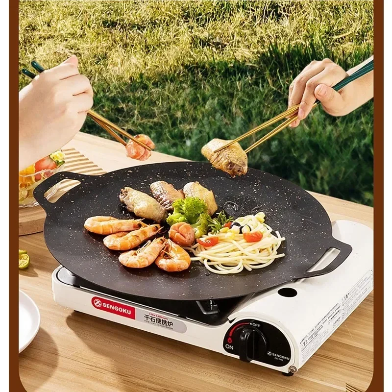 BBQ Pot Multi-Griddle Iron Plate Korean Barbecue Grill Pan Yakiniku Korean Grill Pan Outdoor Portable Induction Cooker Wok