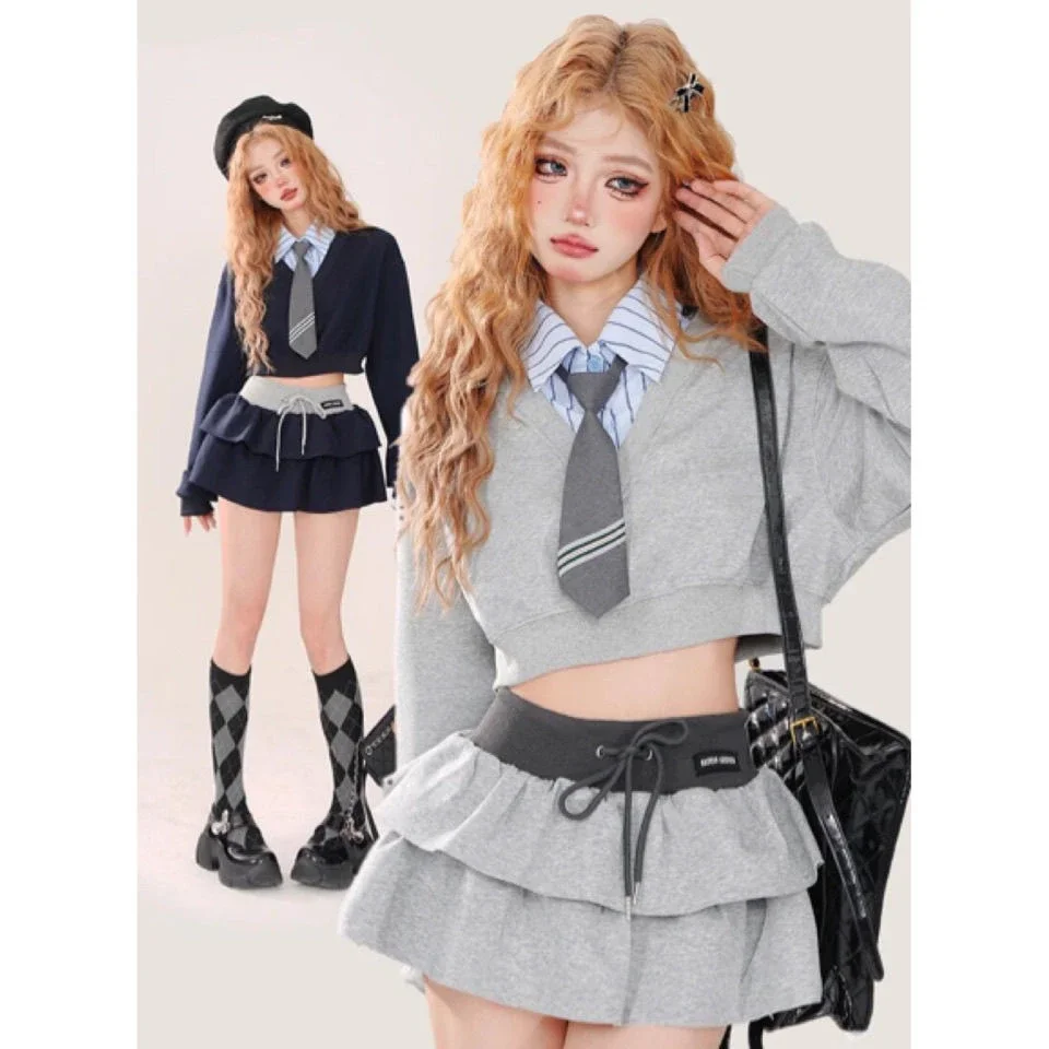 

Spring New Women Two Piece Skirt Sets American Retro Fake Two Piece Splicing Long Sleeve Sweatshirt A Line Mini Skirt Outfits