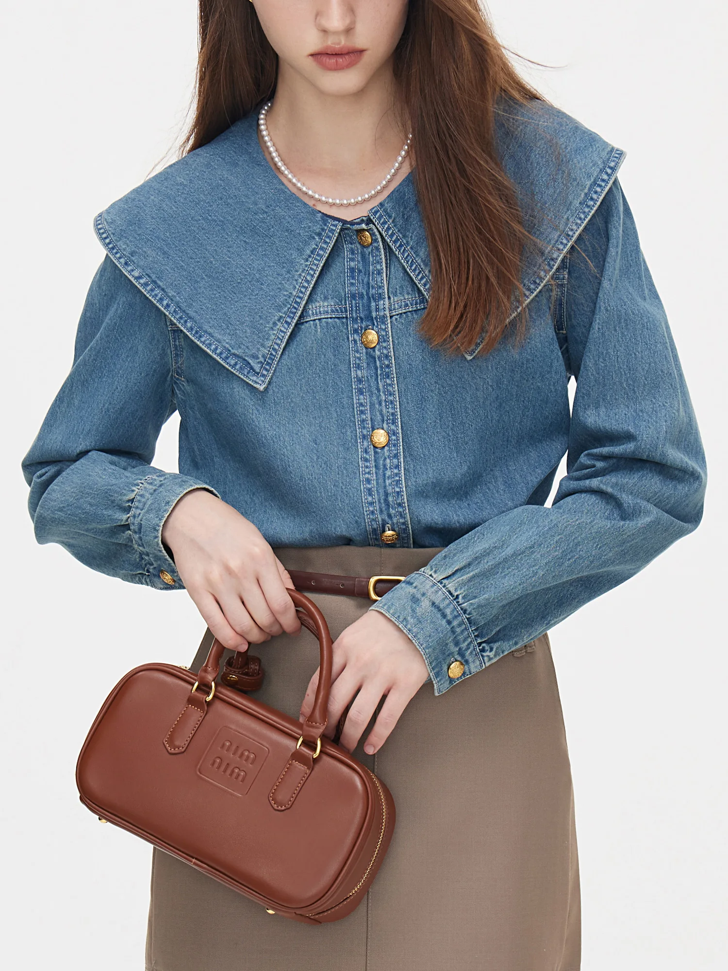 FSLE Retro Casual Doll Collar Denim Shirt For Women 2024 Autumn New Design Loose Versatile Shirt For Female 24FS13016