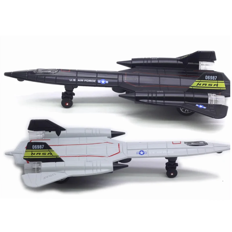 Alloy SR-71 Blackbird Strategic Bomber Fighter Reconnaissance Aircraft Airplane Metal Battle Plane Model Sound Light Kids Gifts