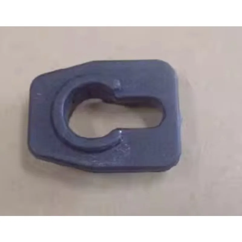 1pc Genuine Cover Support Rod Buckle for Great Wall Tengyi C30 C20 Voleex H1 Peri Mini M1