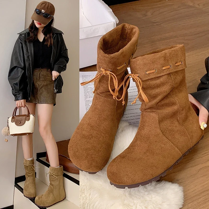 

French Style Flat Round-toe Ladies' Short Boots, 2025 New Autumn Chunky Boots, Western Denim High-heel Outdoor Boots