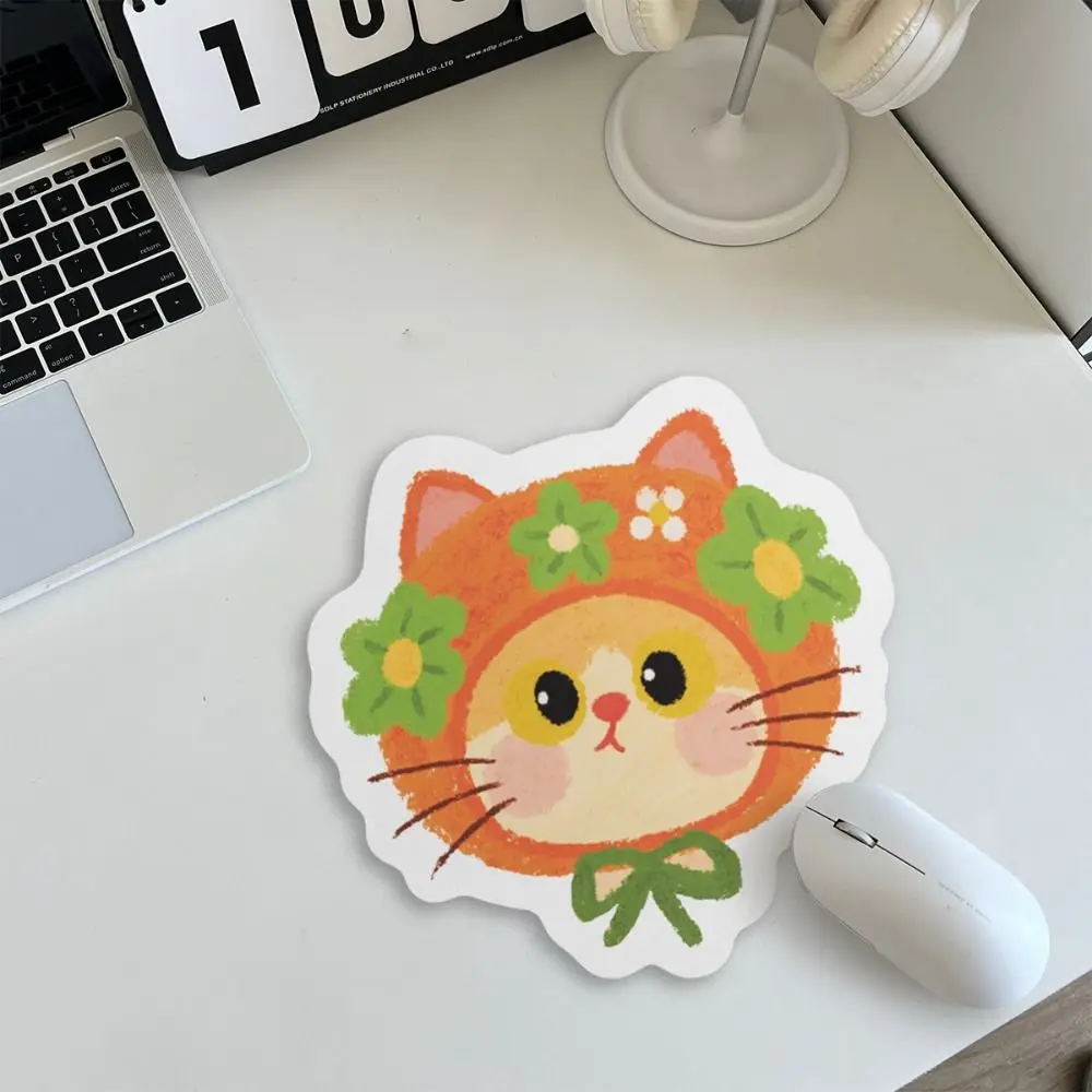 Creative Cute Cat Cute Mouse Pad Anti-slip Comfortable Desk Cushion Thickened Natural Rubber Girls Mousepad Gifts