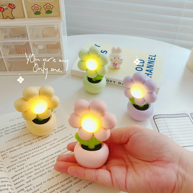 Flower Night Light, Table Lamp, Mini Cute Creative Decorative for Bedroom Nightstand Desktop Shelf Room Decor Graduation Gift