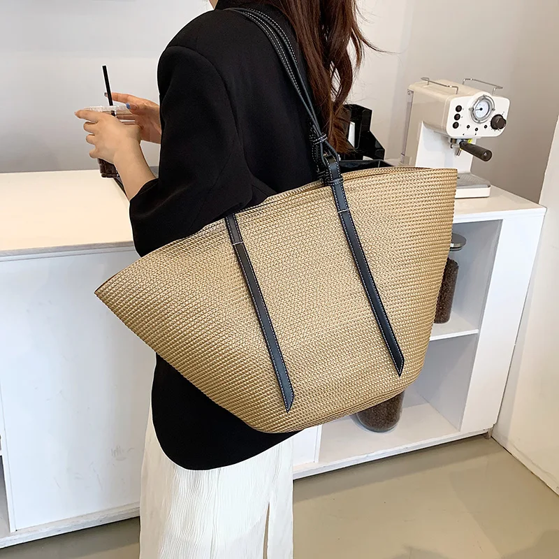 

Large Capacity Beach Shopping Tote Bag Hand Woven Straw Bag for Women Designer Bohemian Travel Holiday Seaside Shoulder Bag