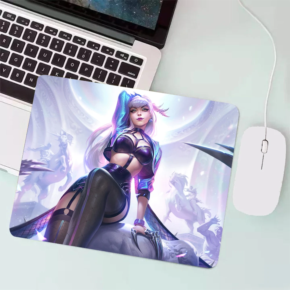 League of Legends Evelynn Large Gaming Mouse Pad Computer Mousepad PC Gamer Mouse Mat Laptop Mausepad XXL Keyboard Mat Desk Pad