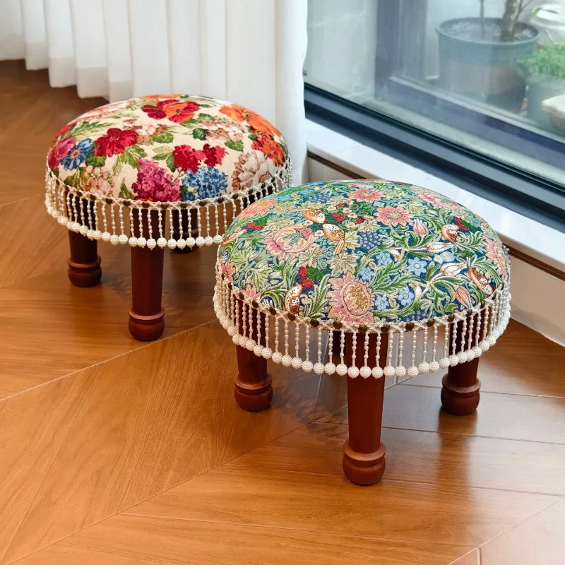 

European pastoral style low stool, creative flower dance, hanging ear, small bench, shoe changing stool, small stool, sitting st
