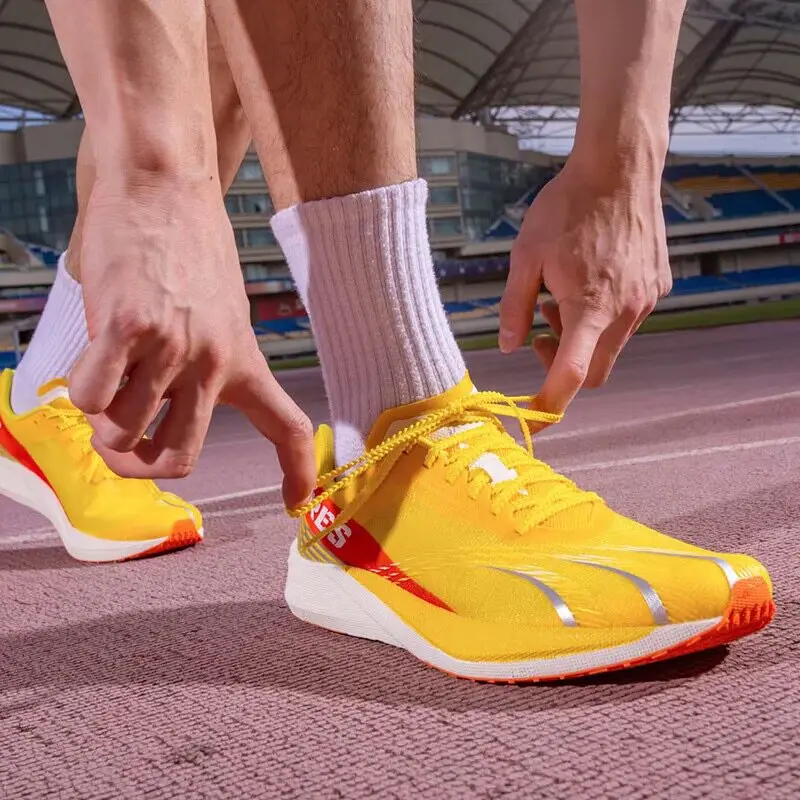 

Men's and Women's Running Shoes: Comfortable and Versatile Unisex Jogging Shoes, Hiking Shoes and Running Shoes