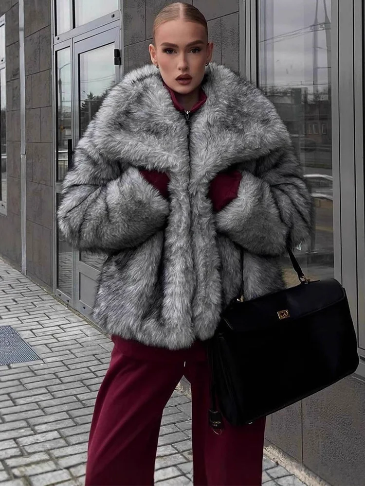 Trendix 2025 Winter New Faux Fur Coat Women Fashion Long Sleeve Oversized Fur Jacket High Street Elegant Warm Outerwear Female