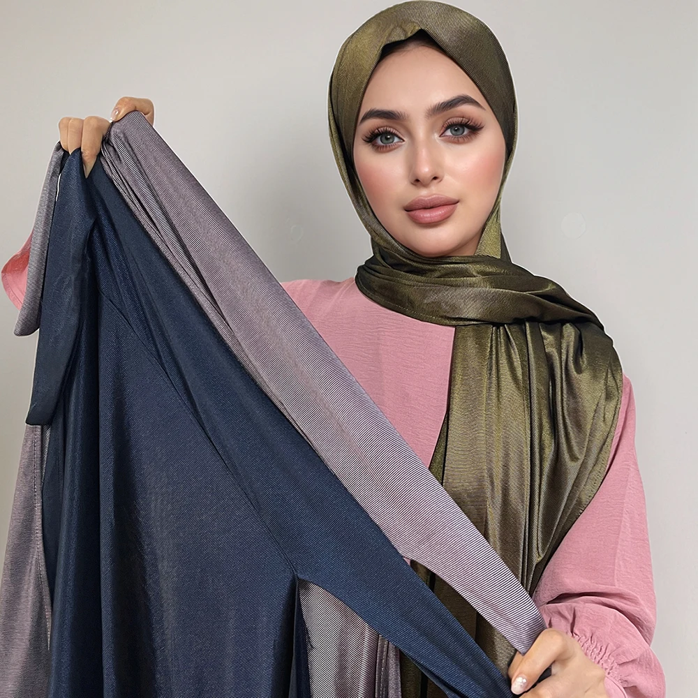 Hoge kwaliteit instant hijab met band moslimvrouwen hijab effen premium sjaal heldere zijden hoofddoeken brede randen sjaal