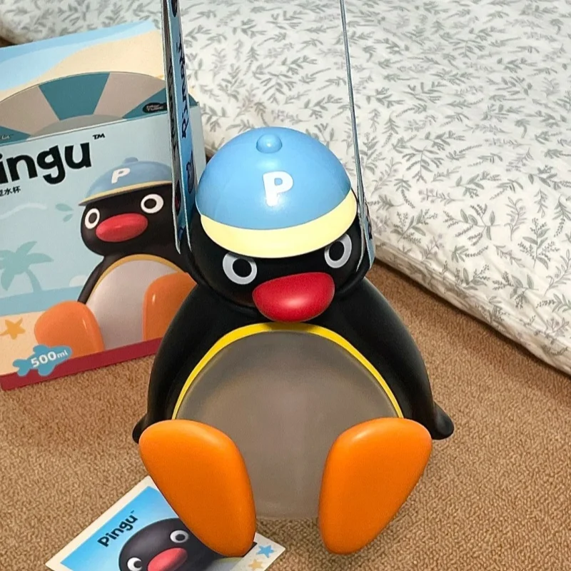 Autentica tazza estiva della serie Pingu - Bicchiere di paglia estetico per ragazze, bottiglia d'acqua portatile carina di grande capacità per studenti e